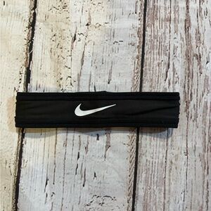 Nike Black Sports Headband